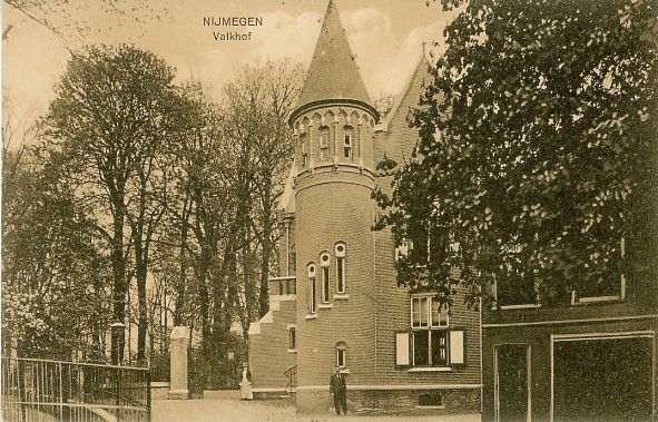 avalkhof007.jpg