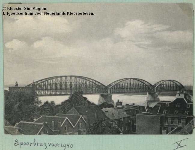010.jpg