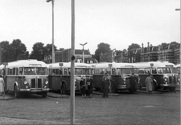 Bus010.JPG